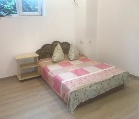 №12. Номер 5-местный