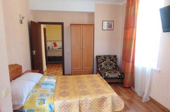 Апартамент «Оранж» – вариант для семьи или компании до 5 гостей