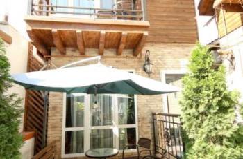 Коттедж двухуровневый 4-комнатный