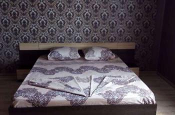 Студия с мини- кухней