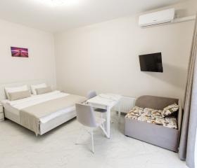 Студия 3-местная с кухней