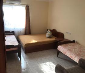 №1, №2. Номер 8-местный