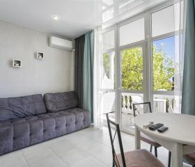 Квартира-студия в Алупке