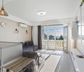 Квартира-студия в Ливадии