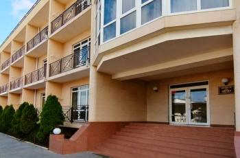 Отель Аврора