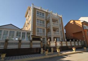 Вилла Золотой Лев