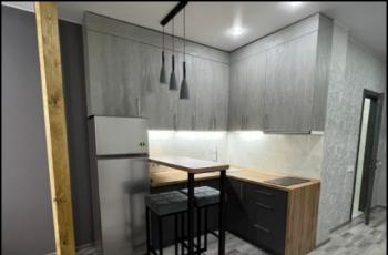 Студия с дизайнерским ремонтом