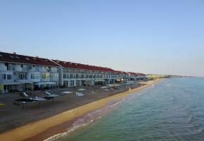 Апарт-отель на берегу моря Приморец