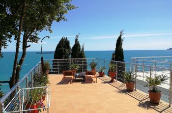 Апартаменты Над Массандровским пляжем