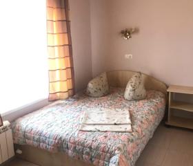 №9, №10. Номер 4-местный