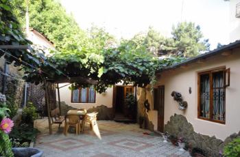 Домик у моря